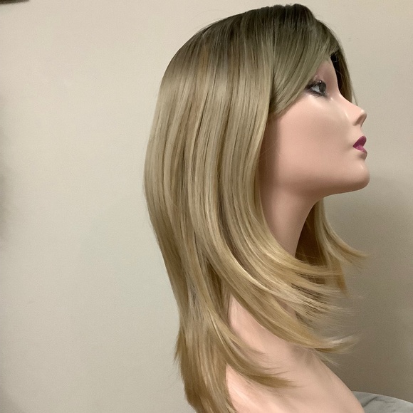 NEW Natural style wig - Picture 1 of 9